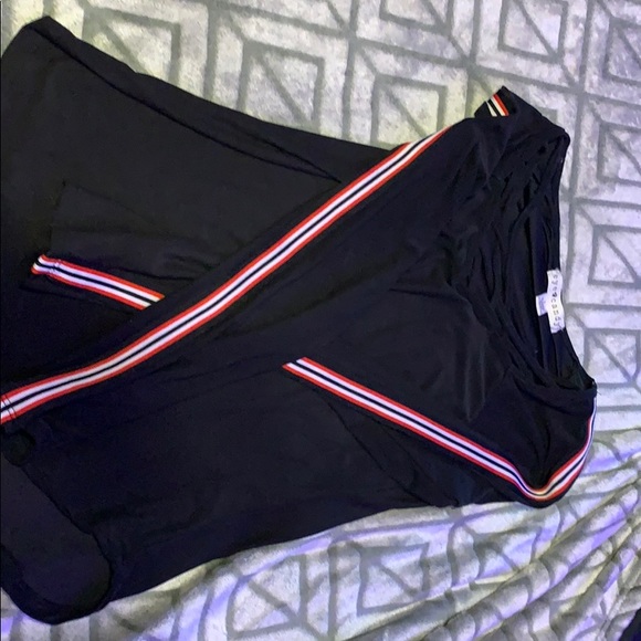 Long sleeve - Picture 1 of 2